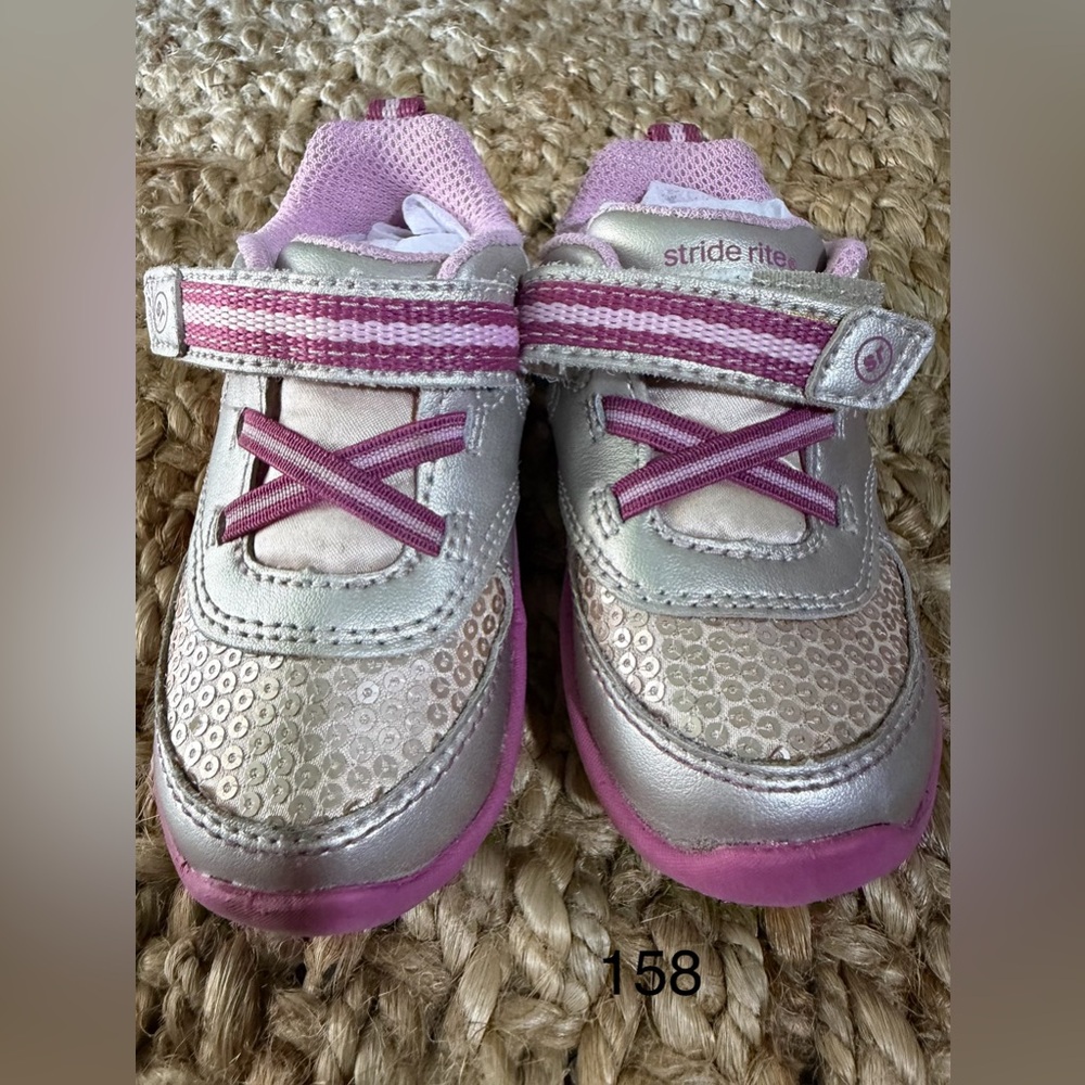 Nordstrom‎ Stride Rite sequi Pink and Silver Kids Sneakers 5M summer spring